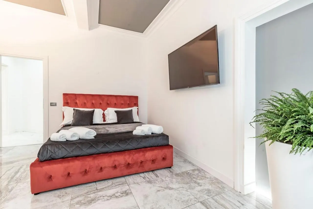 Trevi Luxury Apartment Jacuzzi Rome Italy